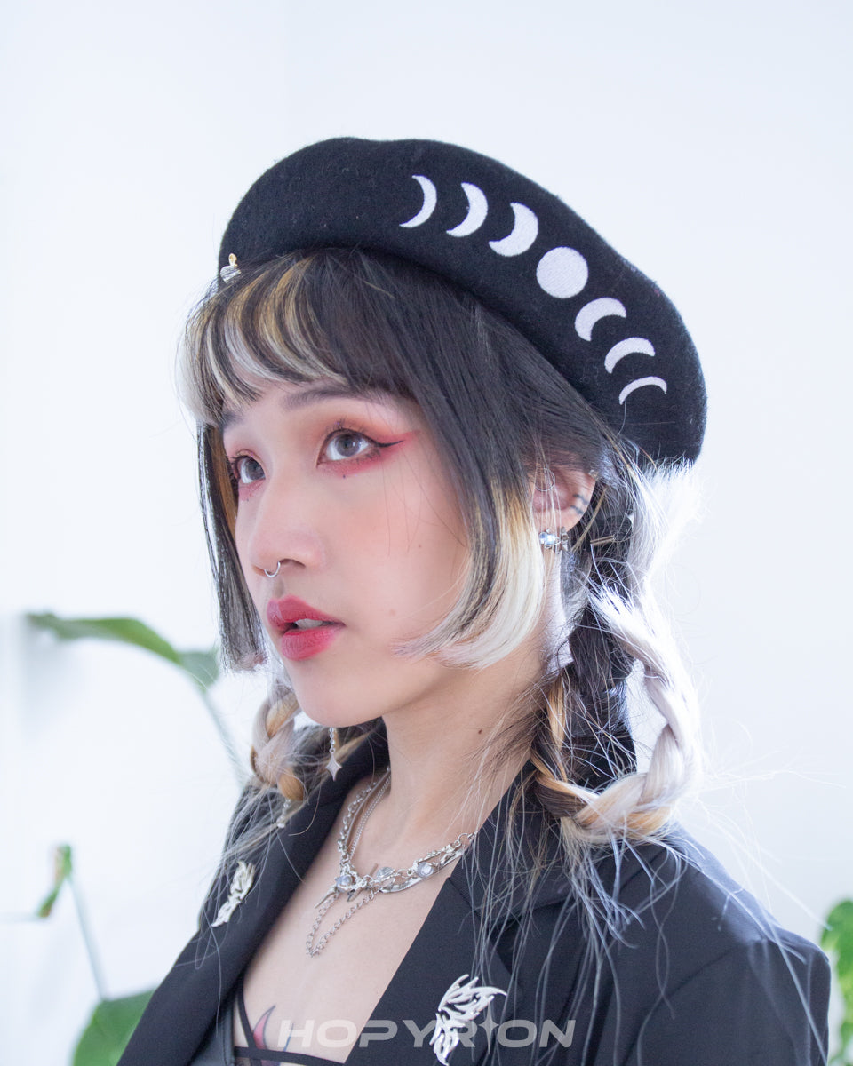 Moon Moth | Beret