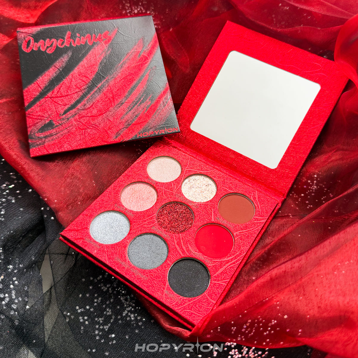Onychinus | Makeup Palette
