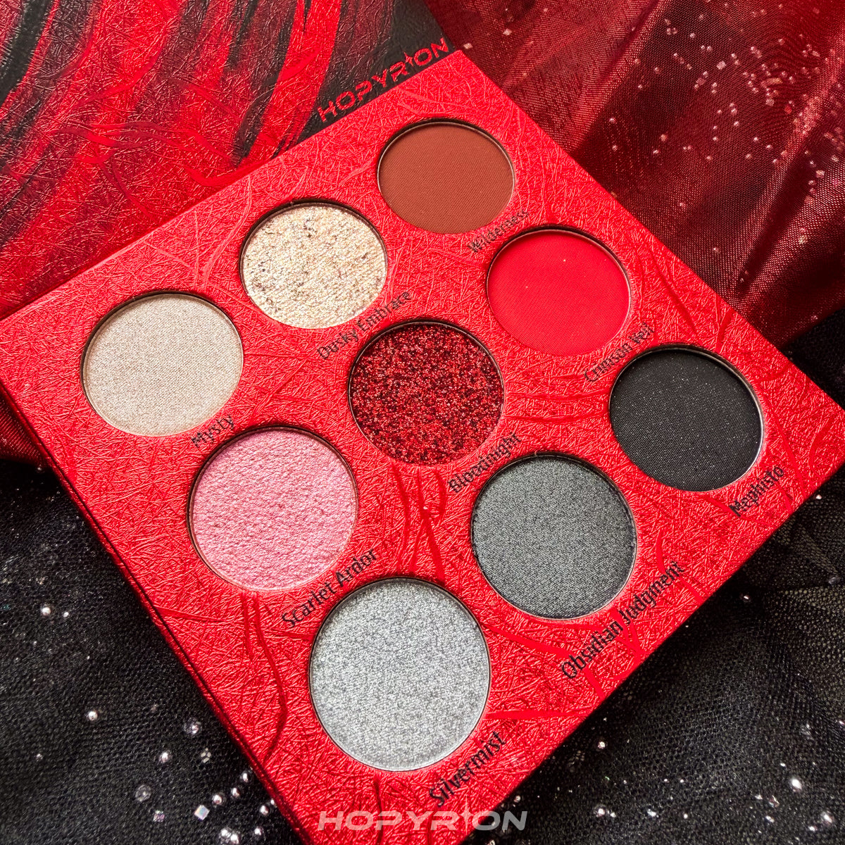 Onychinus | Makeup Palette