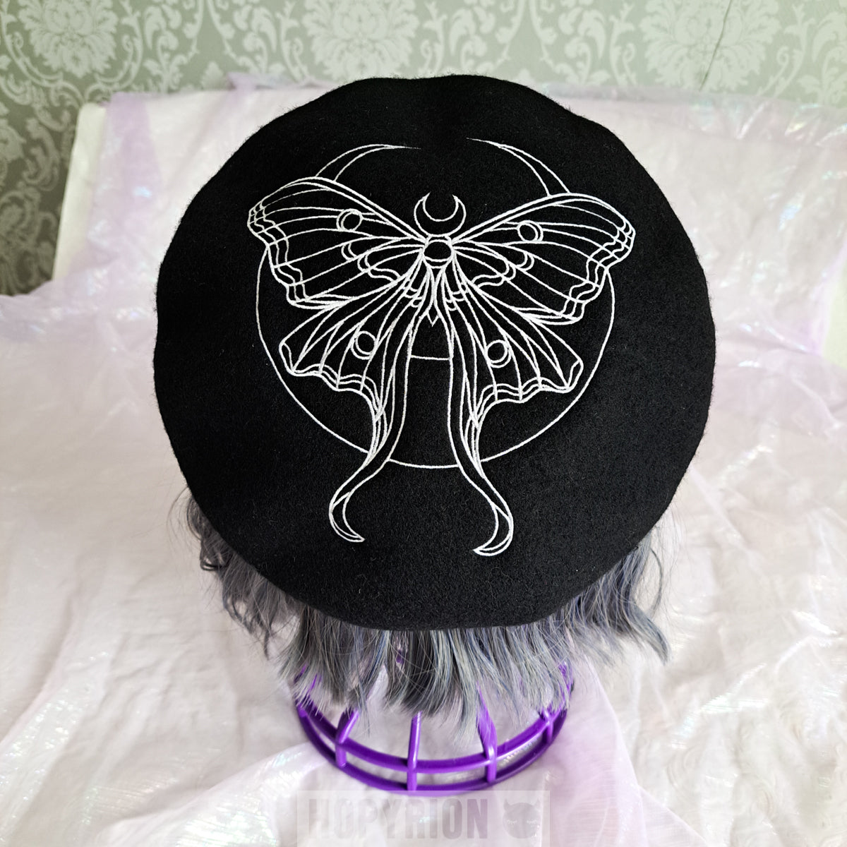 Moon Moth | Beret