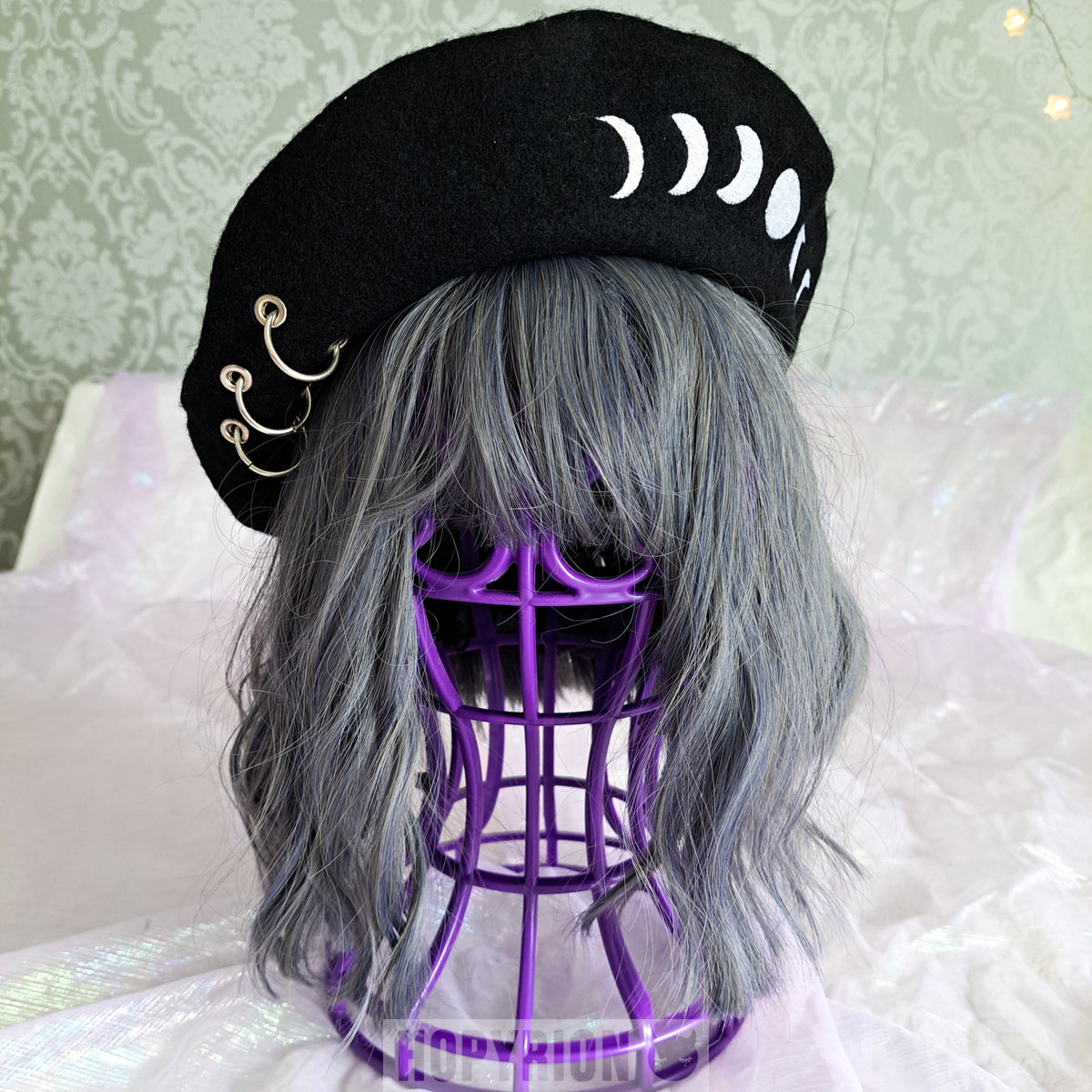 Moon Moth | Beret
